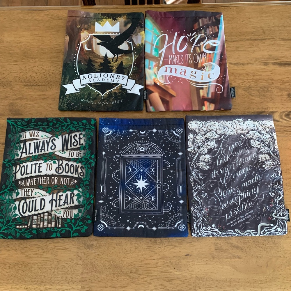 Lot of 5 Owlcrate exclusive book sleeves